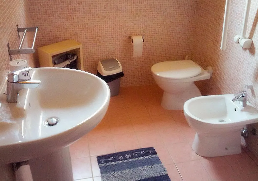 Agriturismo Il Canterino Guardistallo 0*,  Italia